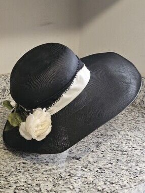 Vintage Leslie James Black Straw Wide Brim Derby Sun Hat with White Rose Accent